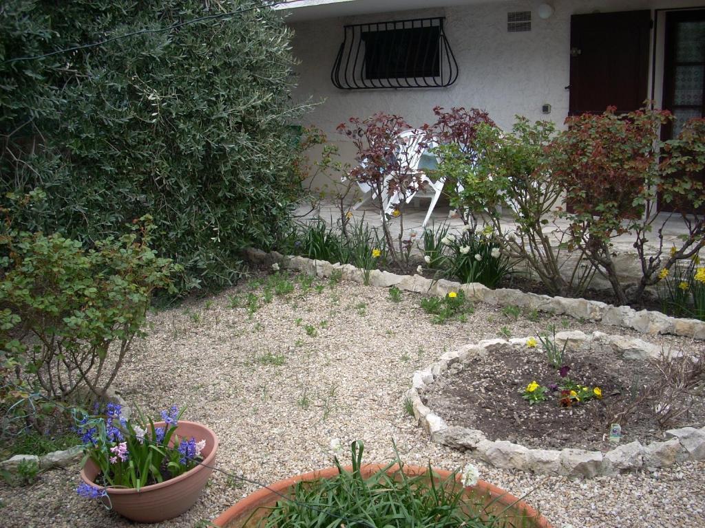 Appartement 239 Les Salicornes Arles Eksteriør billede